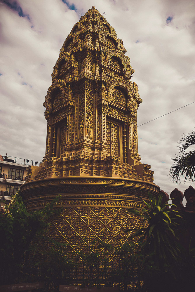Phnom-010