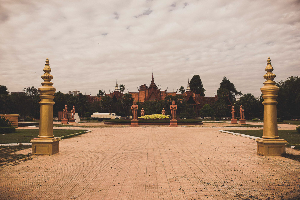 Phnom-011