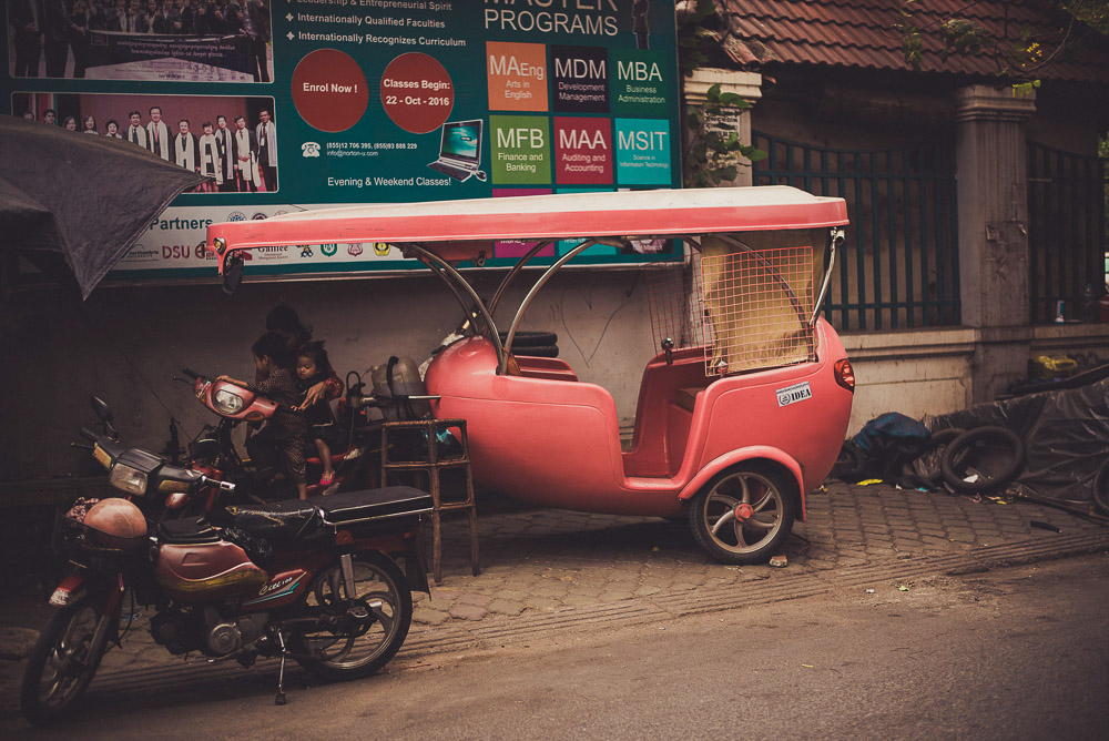 Phnom-027